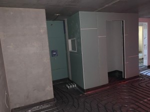 Fußbodenheizung im Sauna- und Sanitärbereich im Keller
